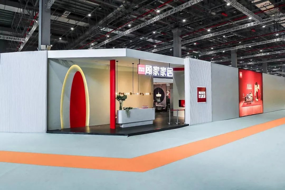 顾家工艺上海展亮相，37年匠心坚持，用极简设计定义极致舒适生活！