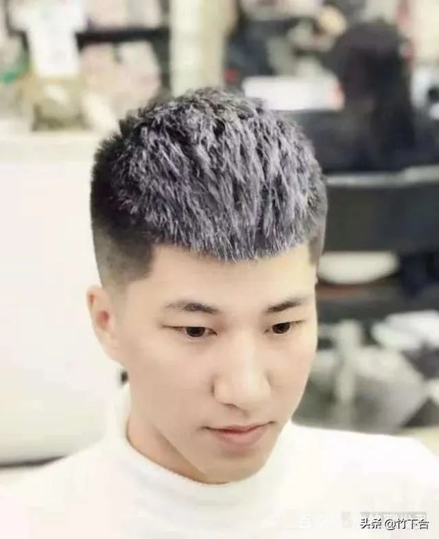 国字脸男士适合留什么发型?