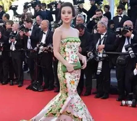 范冰冰背后的男人是谁 居然不是李晨而是他