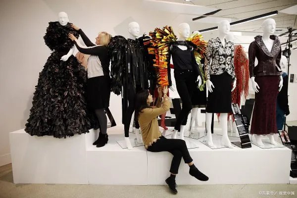 淘宝上的原创设计女装店铺,有哪些好的值得推荐一下的吗?