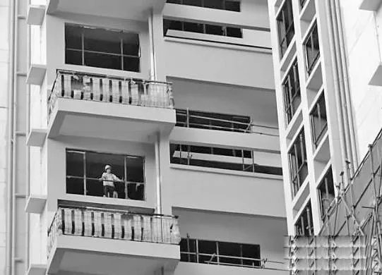 谁说阳台越大越好？实用才是王道！