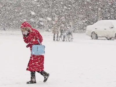 35岁以下年轻人正在成为购买秋裤主力军，今年冬天会爆发极端寒潮吗？